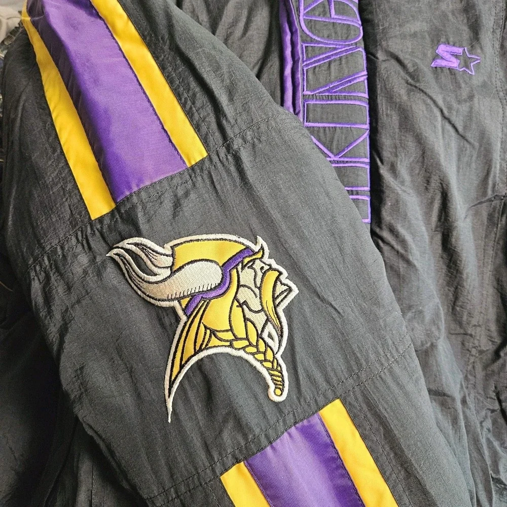 Nfl‎ Pro Line by Starter Vintage Minnesota Vikings Bomber Jacket  XLarge